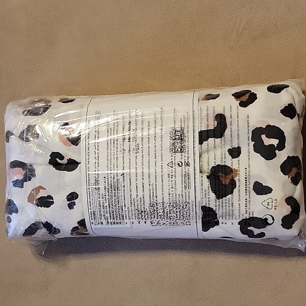 H&M Black Brown White Leopard Print Duvet Cover & Pillowcase TWIN Size Set NIP - Picture 3 of 5